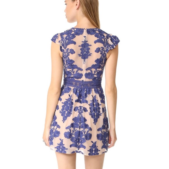 For love and lemons - blue temecula short sleeve dress - Picture 3 of 8